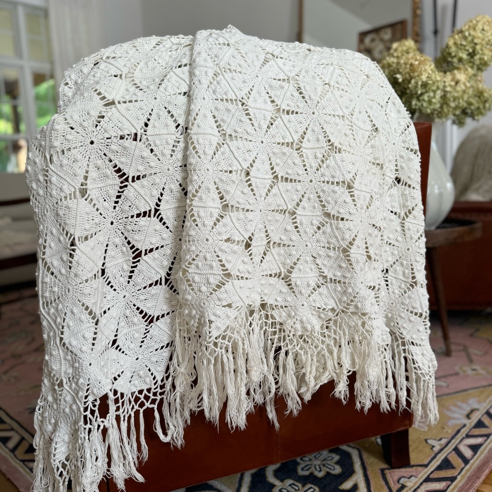 handmade vintage heavy cotton lace bedspread, popcorn crochet stars, long fringe
